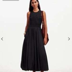Madewell true black The Melody Bubble-Hem Smocked Midi Dress in Poplin